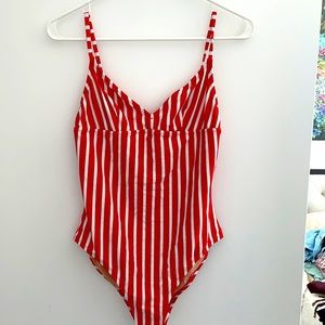J Crew Red + White Striped One Piece Swimsuit 🍒